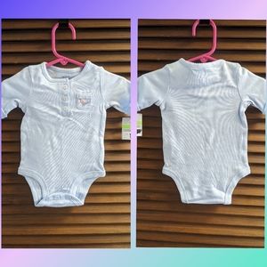 Baby onesie with little bird